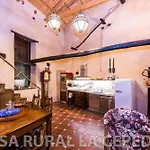 La Cepedana- Con Jardin Privado Casa di campagna *