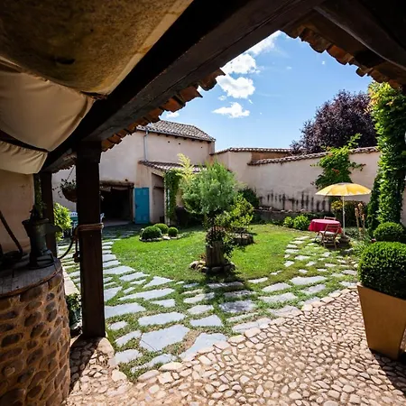 Descubre La Cepedana: Con Encanto En Cogorderos, A Solo 10 Km De Astorga Country house *