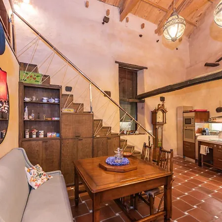Descubre La Cepedana: Con Encanto En Cogorderos, A Solo 10 Km De Astorga Country house *